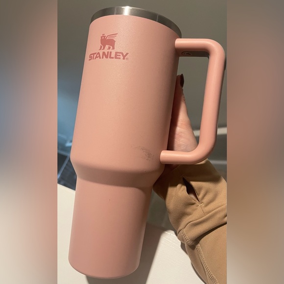 Stanley Blush Pink 40 oz - Picture 2 of 4
